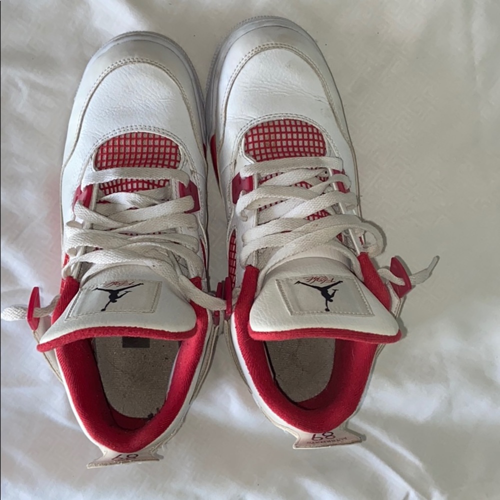Jordan 4 - Picture 7 of 7
